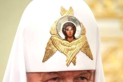 РИА Новости: неизвестно, будет ли самоизолироваться патриарх Кирилл вслед за Путиным