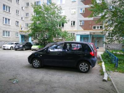 Больше трети жителей Перми недовольны дворовыми парковками города