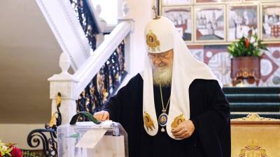 Патриарх Кирилл: газ заложен в недра России богом