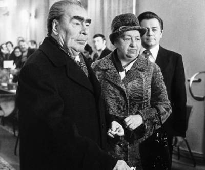 Виктория Брежнева: почему жену генсека не пустили к телу мужа после его смерти