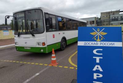 В Ленинградской области выбрали лучших водителей автобусов