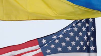 Политологи отреагировали на слова главы МИД Украины об обещании Байдена