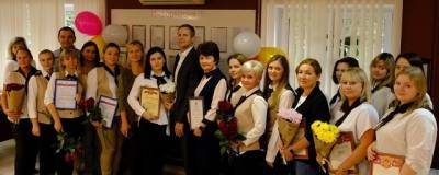 Алексей Воробьев поздравил коллектив МФЦ с профессиональным праздником