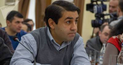 Руководитель фракции "Мой шаг" Совета старейшин Еревана сложил мандат