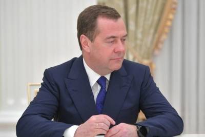 Медведев не появится на совещании Путина с правительством и «ЕР»