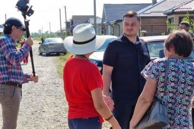 Мурат Дударев встретился с жителями посёлка Родники Белореченского района
