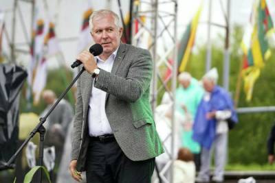 Министр обороны Литвы обвинил Россию и Белоруссию в атаке на свою страну