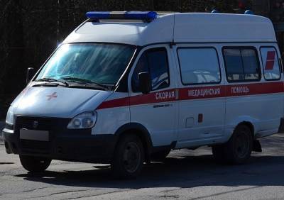 На улице Есенина мужчина погиб после падения с 10-го этажа
