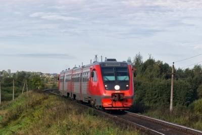 Движение поездов по маршруту Великие Луки – Себеж возобновят с 1 октября