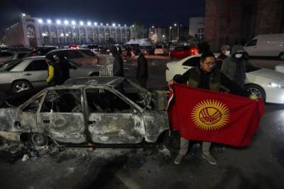 Экс-президент Киргизии Атамбаев подозревается в организации массовых беспорядков