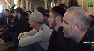 Духовенство Чечни присоединилось к агитации за Кадырова