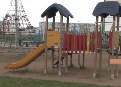 Ожоги уксусной кислотой получил ребенок на детской площадке под Красноярском