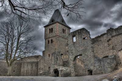 Таинственные места Германии: замок Франкенштейнов
