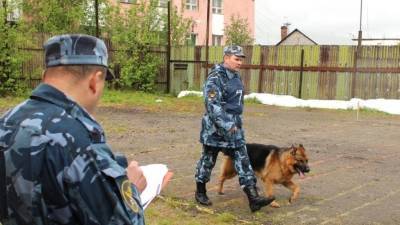 Полицейские не нашли взрывных устройств в здании ДВГУПС в Хабаровске