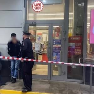 В Москве семья отравилась арбузом: два человека погибли
