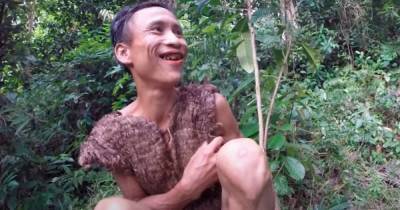 Прожил 40 лет в джунглях: во Вьетнаме умер "тарзан", спрятавшийся в лесу от войны (фото)