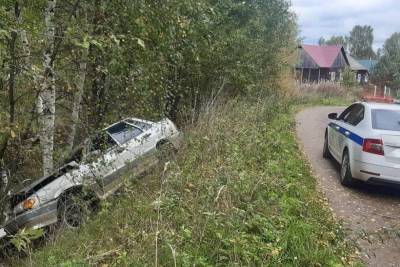 Костромские трагедии: возле деревни Василево погибли два пассажира автомобиля ВАЗ