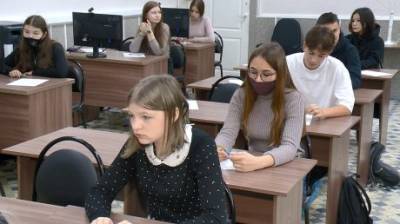 В Пензе первые студенты написали всероссийские проверочные работы