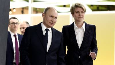 Владимир Путин - Елена Шмелева - Сын одного из лидеров списка ЕР получил бесплатно квартиру в Москве - svoboda.org - Москва - Россия