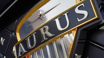 Названы характеристики премиального минивэна Aurus Arsenal