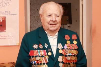 Рязанский ветеран Дмитрий Черничкин отметил 96-летие