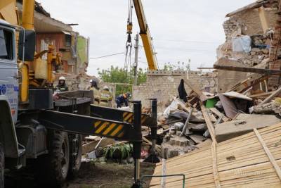 Следователи проведут несколько экспертиз для установления причин обрушения жилого дома в поселке Солидарность