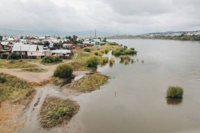 Уровень реки Селенги в Улан-Удэ стал ниже точки выхода на пойму