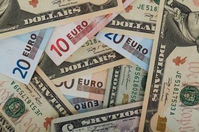Курс долара і євро: чого сьогодні чекати від валютного ринку