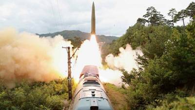 КНДР показала кадры испытаний ракетного поезда (ВИДЕО)