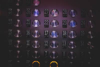 В подмосковном ЖК падающие лифты не дают жильцам покоя - 7info.ru - Московская обл. - Московская область