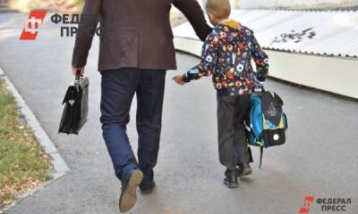 Жители Колымы приходят на избирательные участки с детьми