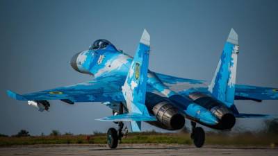 Украинские лётчики провели учения в граничащей с Крымом Херсонской области