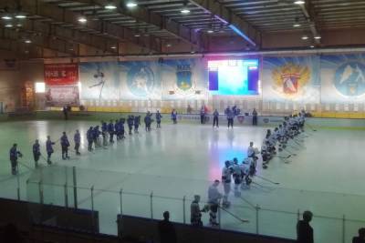 Белгородские хоккеисты начали новый сезон с домашней победы
