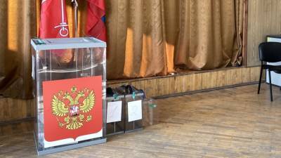 Губернатор Челябинской области Алексей Текслер принял участие в голосовании на думских выборах