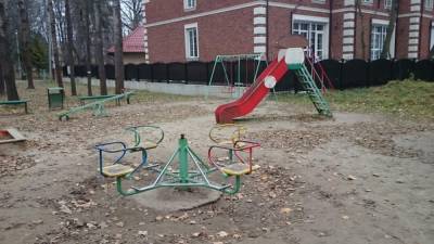 СК организовал проверку по факту получения травмы ребенком в детсаду в Московском районе