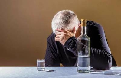 Эксперты назвали главный признак алкогольной зависимости