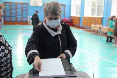 Ректор УлГТУ Надежда Ярушкина проголосовала на выборах и отметила отличную организацию