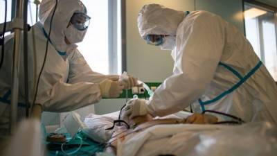 Более 4 тысяч петербуржцев лежат в стационарах с коронавирусом