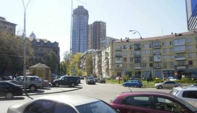 В Киеве может появится Кловская площадь
