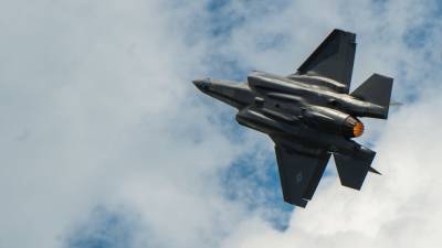 Крис Осборн - НАТО рассчитывает защититься от России альянсом истребителей F-35 - inforeactor.ru - Москва - Россия - Китай - США - Пекин