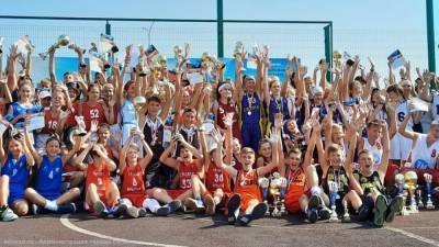 Рязанские баскетболисты «Единства» завоевали два призовых места на турнире в Анапе