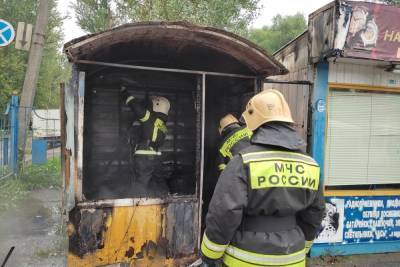 В Ярославле на одном из рынков сгорел павильон