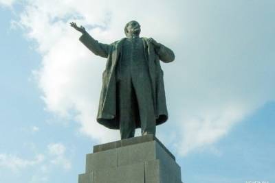 Эксперты предложили 13 рекомендаций для сохранения памятника Ленину в Екатеринбурге