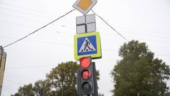 Новые светофоры начали работать на улицах Вологды