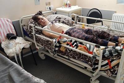 В Днепре девятиклассника спаают после инсульта: две недели пролежал в коме