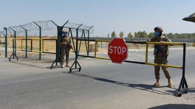 Правозащитники обеспокоены судьбой афганских летчиков, бежавших в Узбекистан