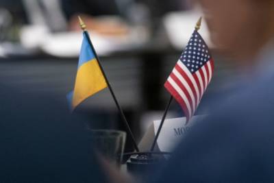 США предоставит Украине инновационные лекарства против коронавируса