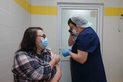 В Татарстане миллионная прививка от covid выпала пенсионерке