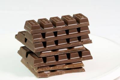 126 плиток шоколада украл великолучанин в День знаний