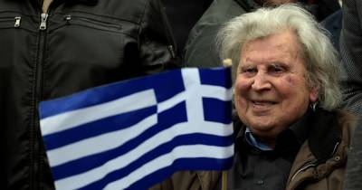 Умер автор национального символа Греции Микис Теодоракис